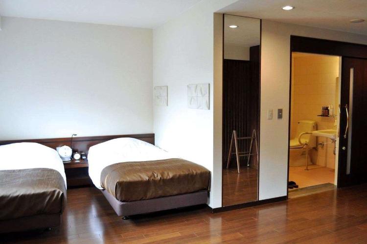 【バリアフリー対応デラックス和洋室】52平米の広々としたお部屋（客室一例）