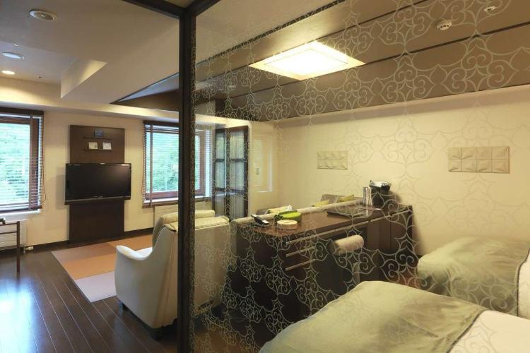 【和洋室】マッサージチェアも完備しております（客室一例）