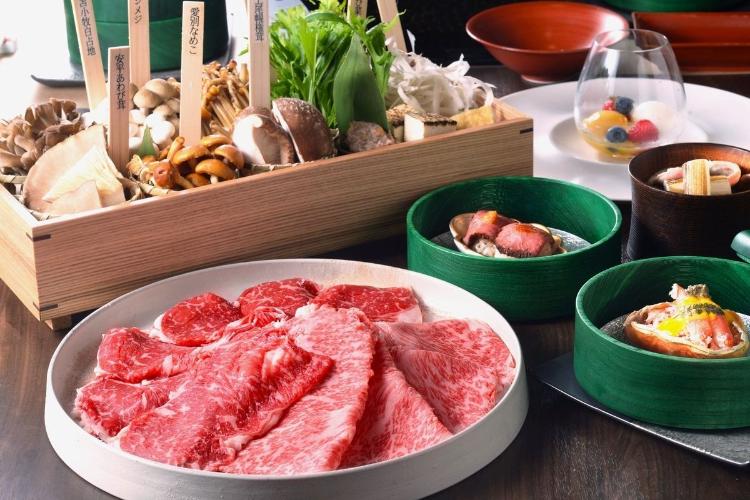 【森の巣穴／しゃぶしゃぶ「牛肉」コース】2種類の牛肉を食べ比べ（イメージ／しゃぶしゃぶは2人前）
