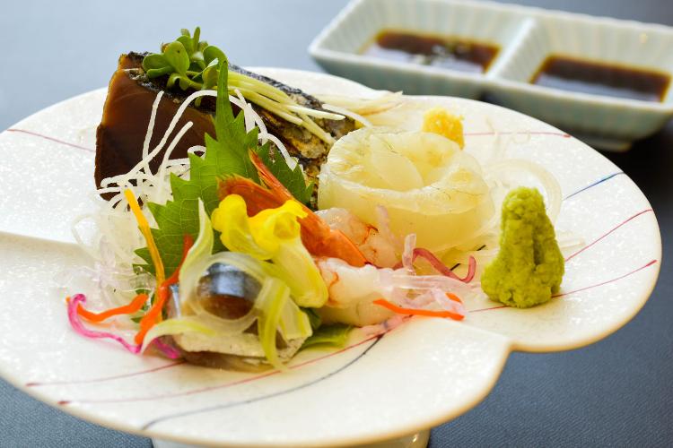 薫_2025秋料理|かつおタタキ_お造り