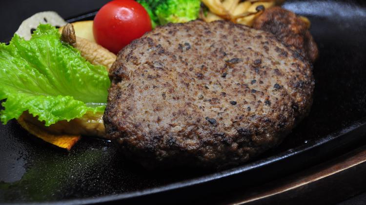【さつま福永牛100％使用】黒毛和牛のハンバーグ※一例