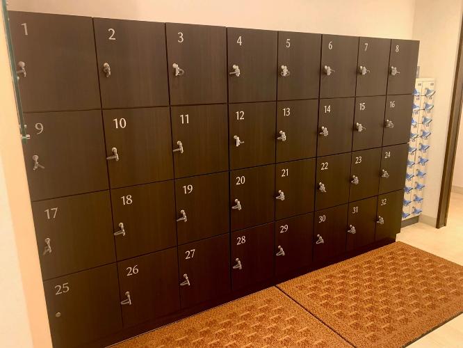 最上階大浴場（男性）鍵付き脱衣ロッカー