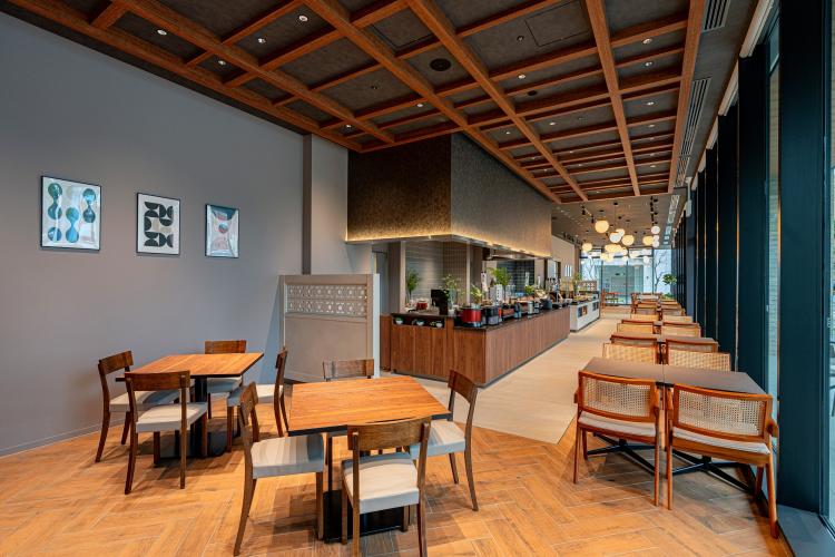 1階 レストラン「楔　-KUSABI-」