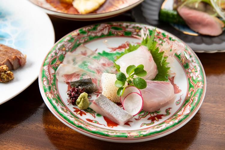 【夕食一例】豊後灘で揚がった旬のお造り