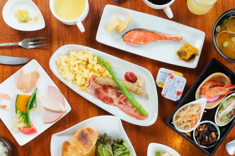 オーガニック食材にこだわった和/洋定食(前日までに和定食・洋定食をご選択ください。)