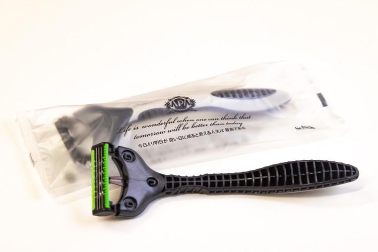 レザーをご用意(環境に配慮したバイオマスを使用)