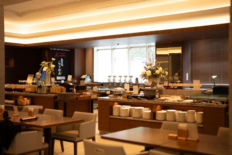 ■1階レストラン カフェコントレイル