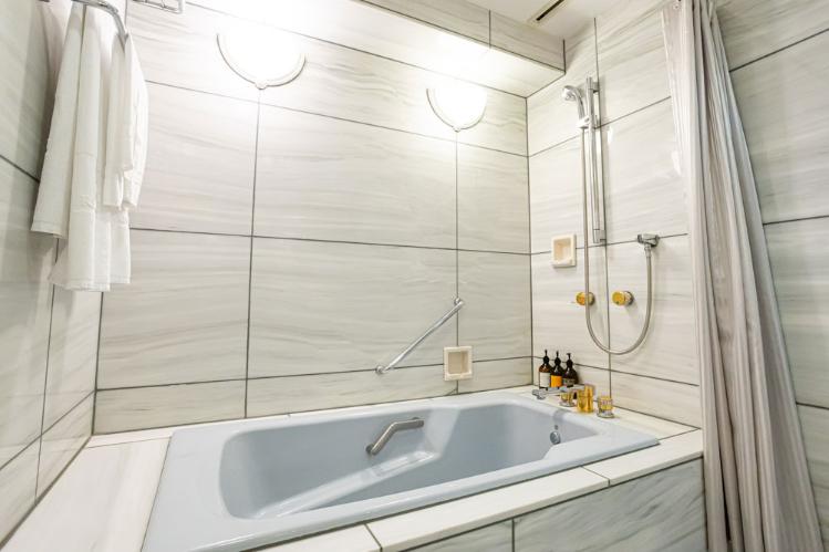 ジュニアスイート 浴室