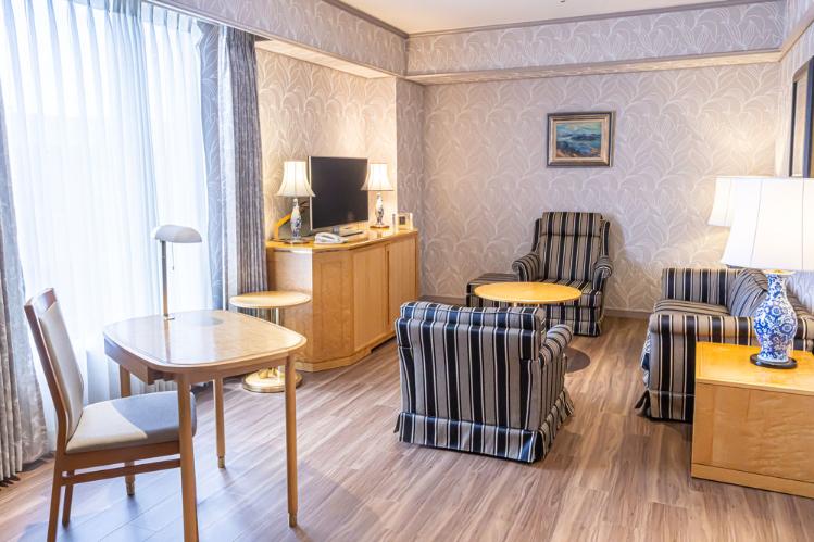 エグゼクティブスイート リビング