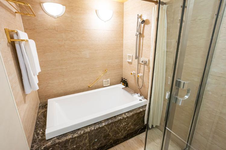 ロイヤルスイート 浴室