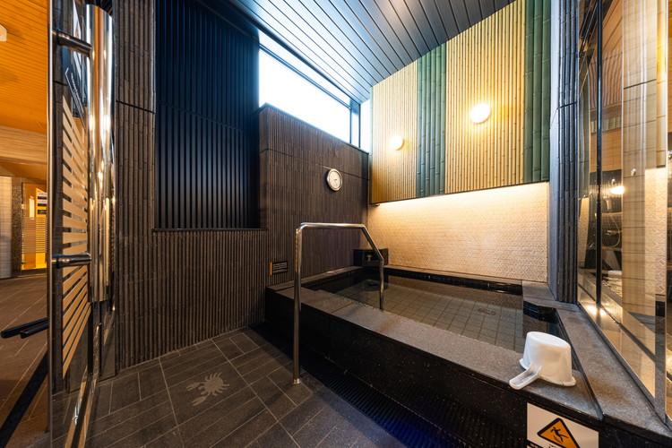 大浴殿男子露天