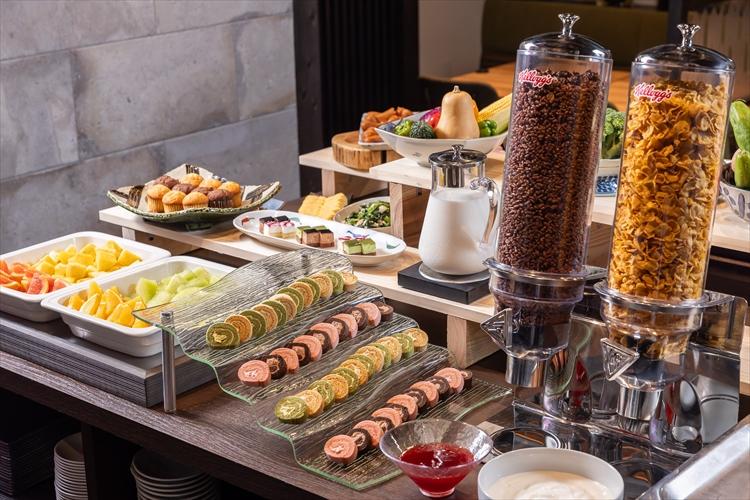 朝食｜和洋様々なメニュー展開