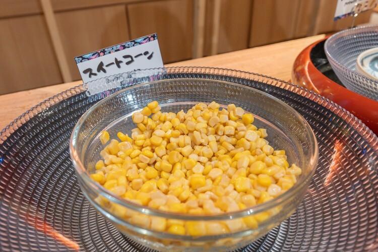 お子様にも人気の甘いコーン