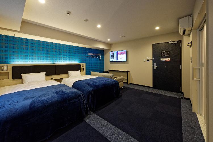 ユニバーサルツイン/ベッド130cm×2台