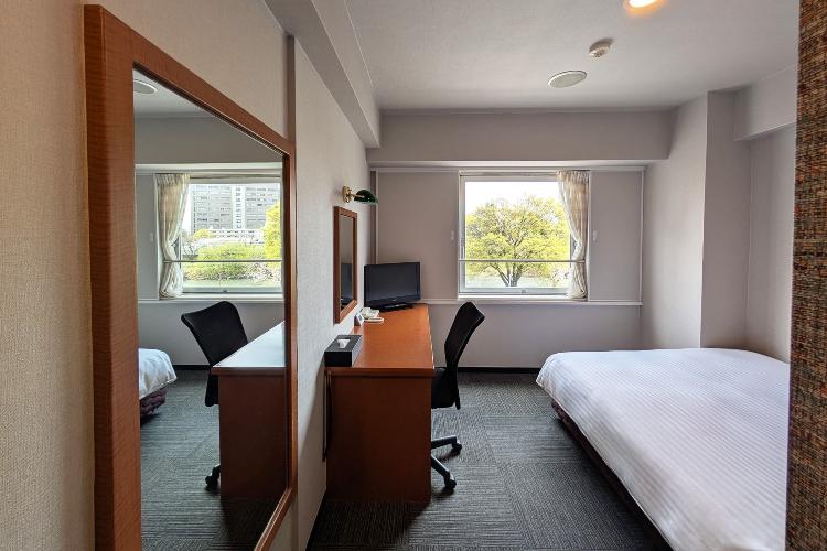 シングルルーム（ダブルベッド）