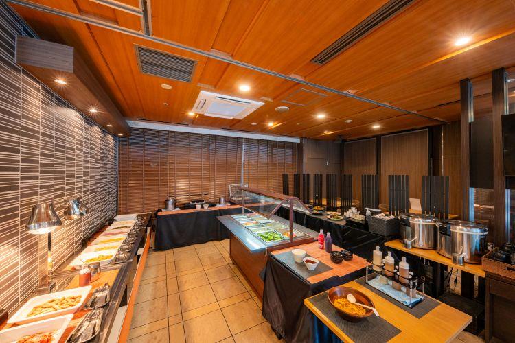 朝食ビュッフェコーナー