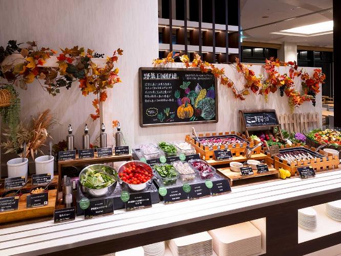 【2025秋・ブッフェ一例】野菜王国伊達ならではの新鮮な地元野菜をたっぷりとお楽しみ頂けます。