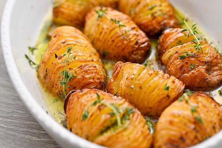 10〜12月限定　ハッセルバックポテト