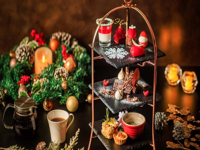 クリスマスアフタヌーンティー ホリデーシーズンにふさわしい、華やかなクリスマスアフタヌーンティーです