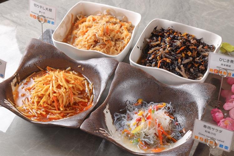 朝食ビュッフェ 付け合わせ各種