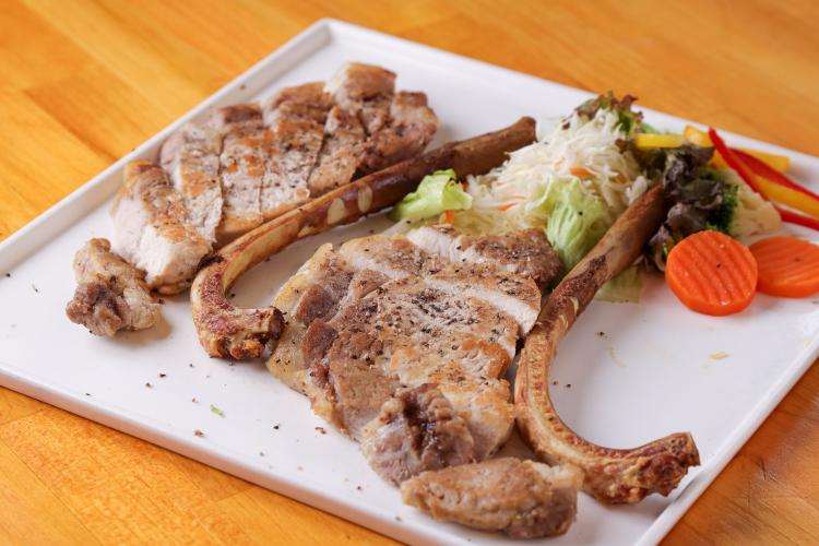 【朝食ビュッフェ】トマホークステーキ