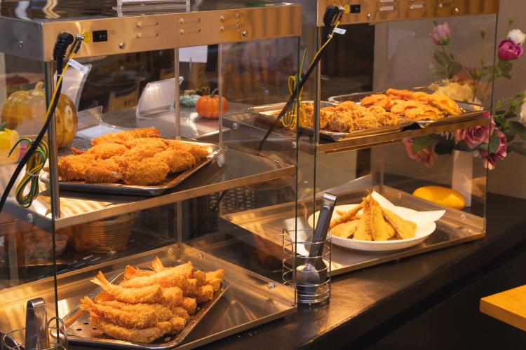 【朝食ビュッフェ】揚げ物コーナー