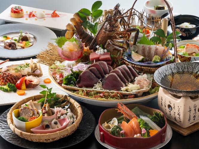 【旬彩物語／朧月コース】ぷりぷりの伊勢海老姿造りや四万十牛希少部位の食べ比べなど匠の技で綴る土佐の春