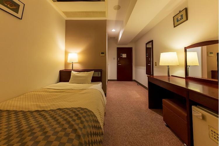 ■シングル■ビジネス利用にも便利。快適な設備と静かな環境でリフレッシュを。