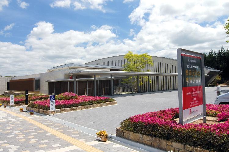 写真提供:広島県 奥田元宋・小由女美術館
