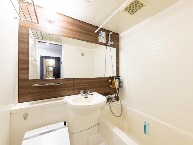 ユニットバス（定量止水栓、温水暖房便座）