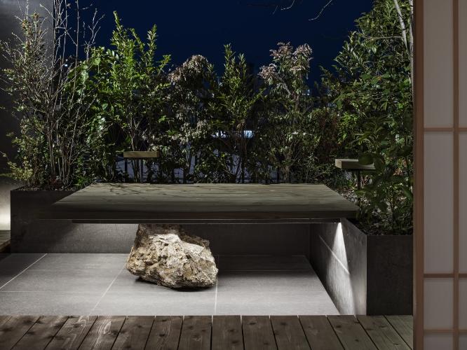 テラス付touプレミアムキングルーム（31平米）