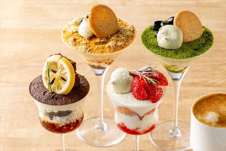 【バー】メニュー一例：それぞれの素材が主役となる、彩り豊かなパフェセレクション　※イメージ