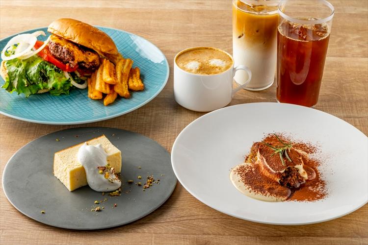 【カフェ】香り高いドリンクと彩り豊かなスイーツ・軽食で、ほっとひと息のカフェタイム