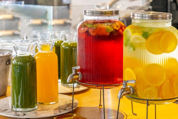 【ブレックファースト】デトックスウォーター、ビネガードリンク、スムージーはじめ、フルーツジュース各種