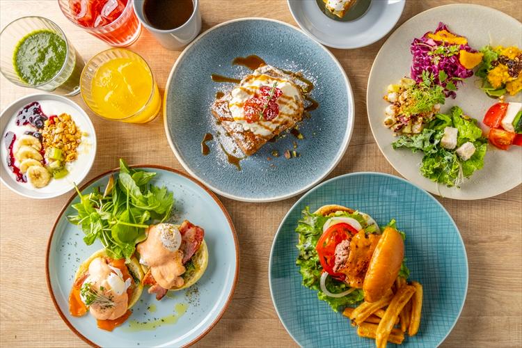 【ブレックファースト】九州の食材を使用した選べる3種類のメインプレート＋ハーフビュッフェにてご提供