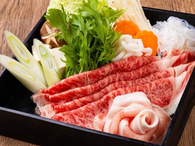 すき焼き　食材は予めお部屋に準備いたします