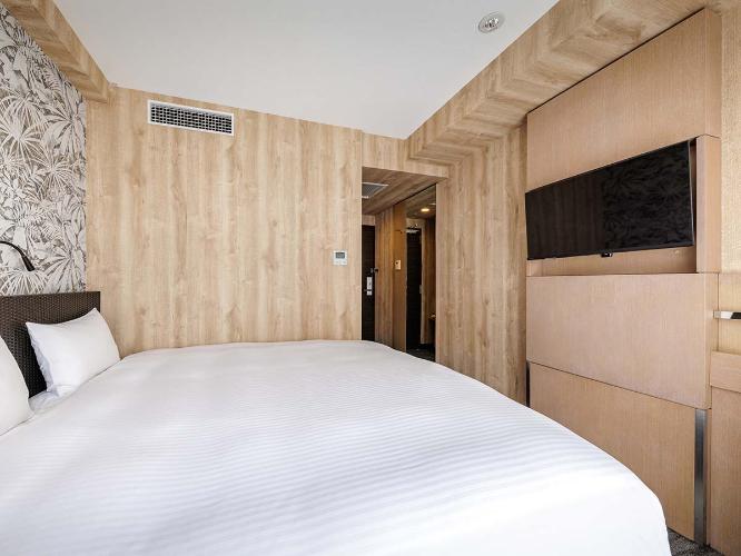 エコノミーダブルルーム13.6平米(ベッド幅180cm×1台)