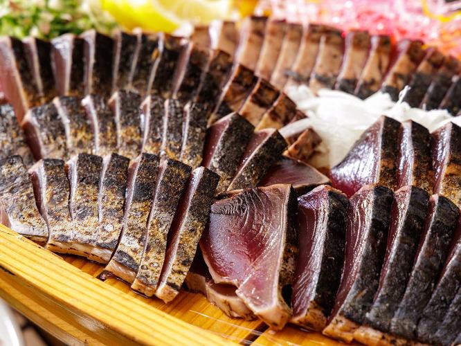 【朝食イメージ】高知名物「かつおのタタキ」