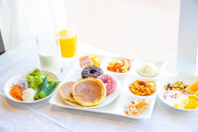朝食ビュッフェ　※イメージ