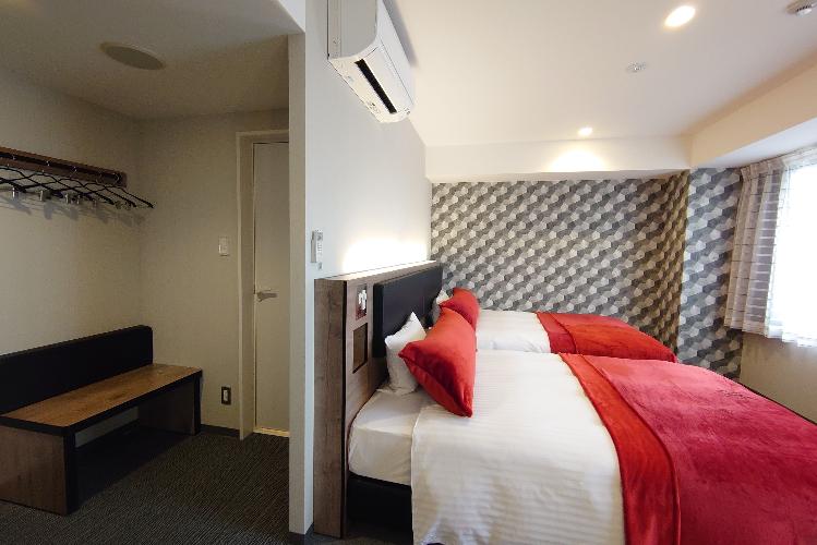 ツインB　25平米・130cmベッド