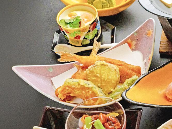 ≪26_春〜冬_花衣会席≫ふぐ唐揚（画像は一例です）