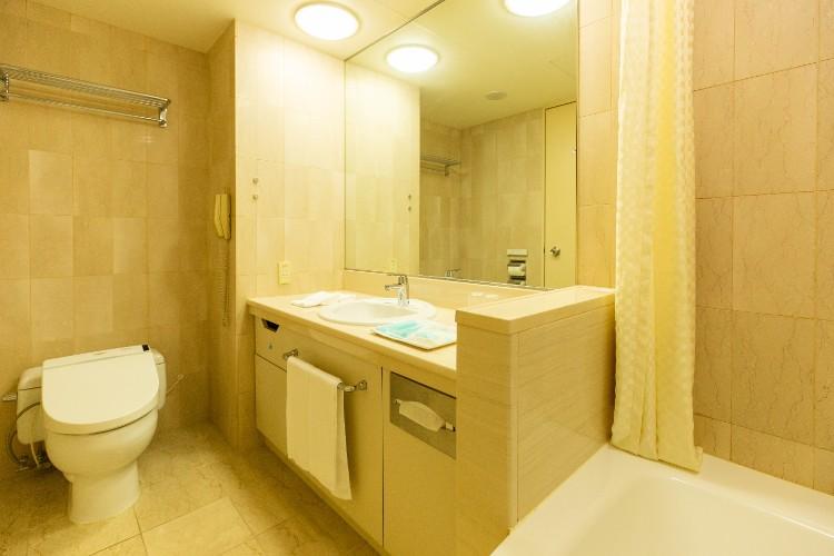 バスルーム(デラックスルーム)