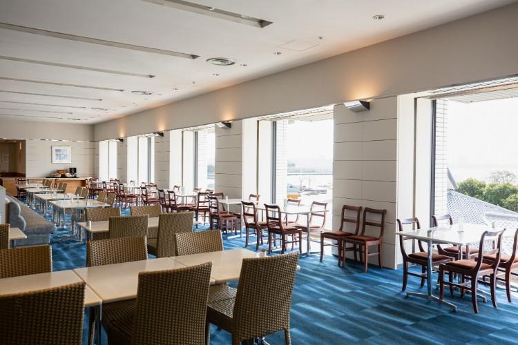 カフェレストラン カメリア(ロビー階)