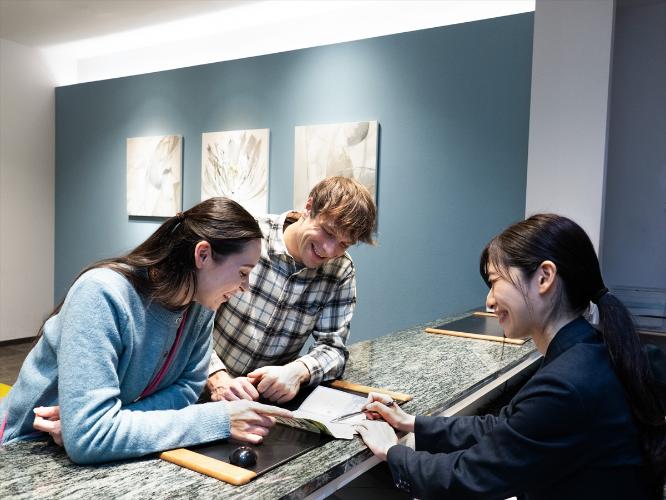 ◆館内施設|フロントカウンター