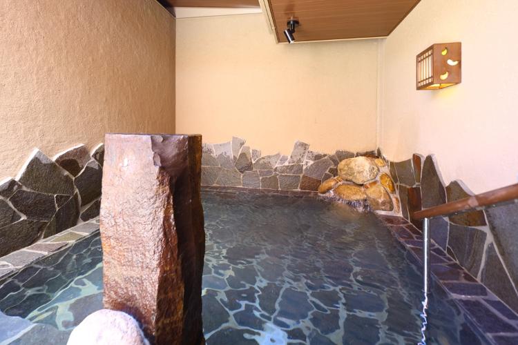 男女別大浴場　三刀屋の湯　【露天】