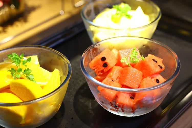 【朝食】季節のフルーツ（一例）