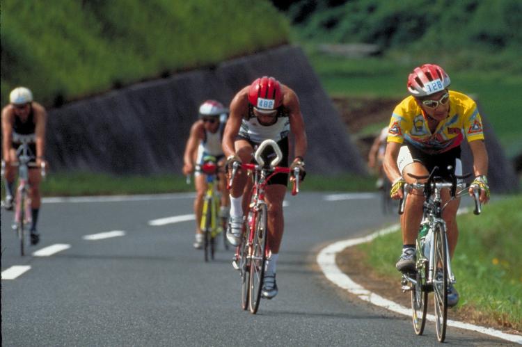 写真提供：鳥取県　全日本トライアスロン皆生大会