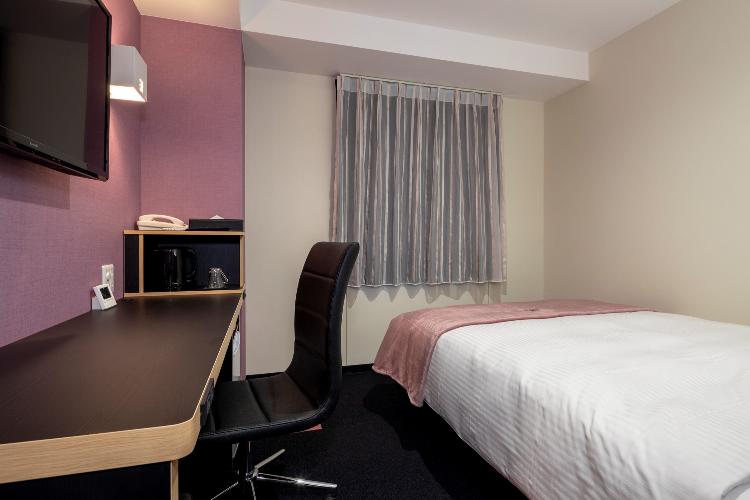 シングルルーム/ベッドサイズ140cm