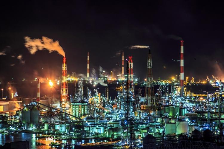 写真提供：岡山県観光連盟　水島工業地帯