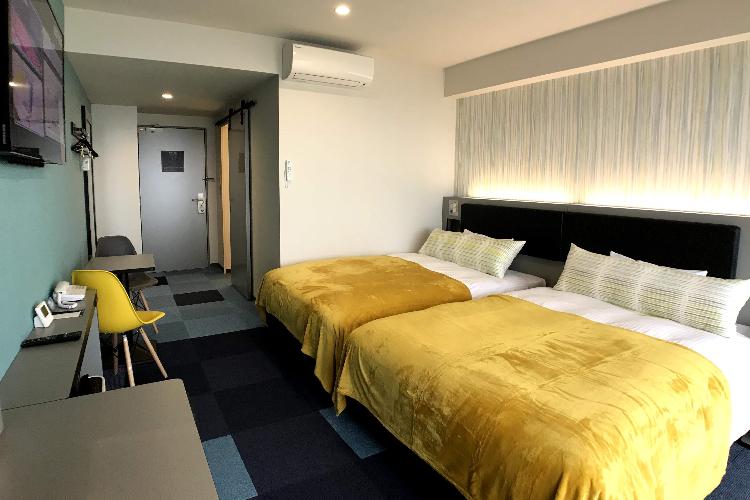 ツインB/ベッドサイズ130cm■3〜4名利用の場合はダブルベッド1台に2名利用